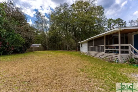 112 3rd St, Midway, GA 31320 photo 3