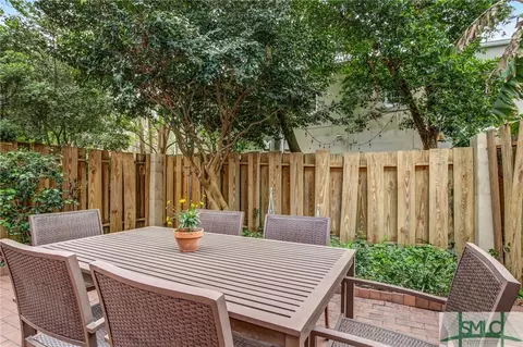 511 E Perry St, Savannah, GA 31401 photo 22