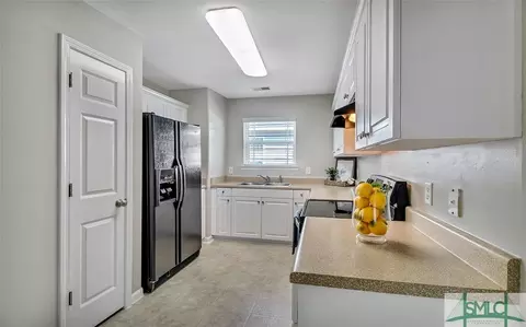 161 Lakepointe Dr, Pooler, GA 31322 photo 6