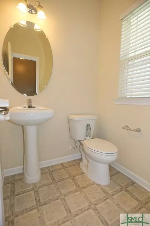 118 Lakepointe Dr, Savannah, GA 31407 photo 7