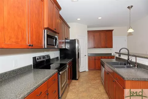 118 Lakepointe Dr, Savannah, GA 31407 photo 14