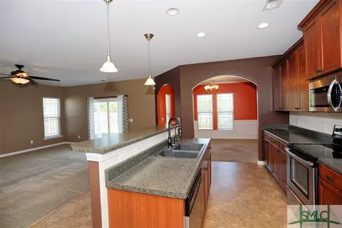 118 Lakepointe Dr, Savannah, GA 31407 photo 15
