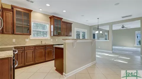 102 Sutton Ln, Pooler, GA 31322 photo 8