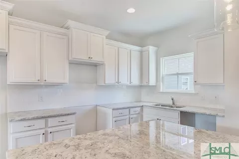 203 Thatcher St, Guyton, GA 31312 photo 6