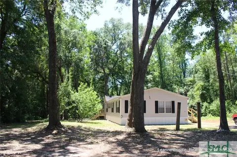 91 Cornfield Ave, Midway, GA 31320 photo 3