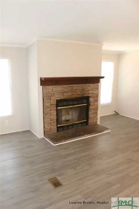 91 Cornfield Ave, Midway, GA 31320 photo 8