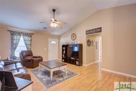425 Shadowbrook Cir, Springfield, GA 31329 photo 3