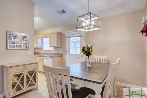 425 Shadowbrook Cir, Springfield, GA 31329 photo 6