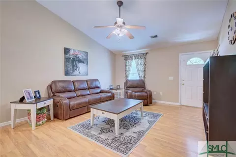 425 Shadowbrook Cir, Springfield, GA 31329 photo 2