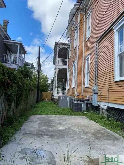 5 E 38th St, Savannah, GA 31401 photo 4