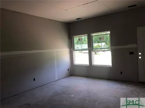 107 Rebel Estates Dr, Springfield, GA 31329 photo 7