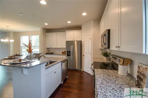 202 Benelli Dr, Pooler, GA 31322 photo 9