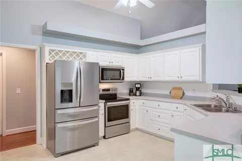 109 Fire Thorn Ln, Pooler, GA 31322 photo 3