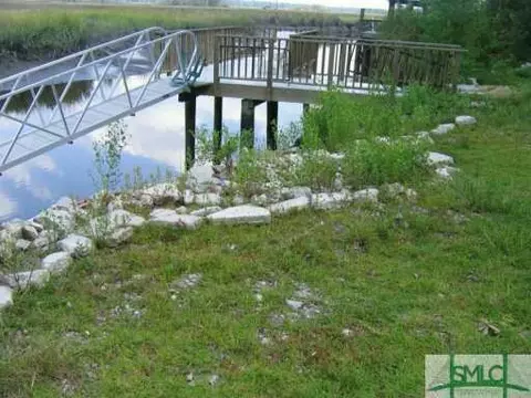 103 Memory Ln, Midway, GA 31320 photo 4