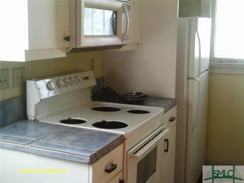 409 E 38th St, Savannah, GA 31405 photo 3
