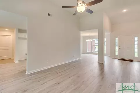 247 Longleaf Cir, Pooler, GA 31322 photo 9