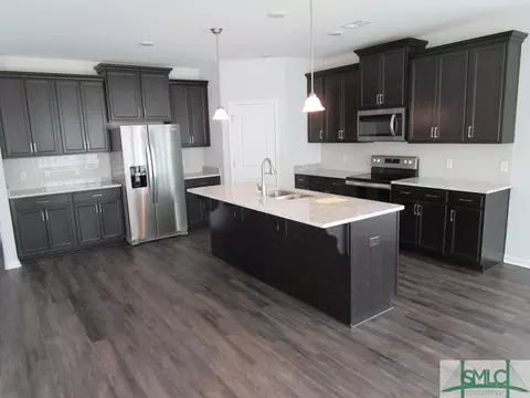 156 Greyfiled Cir, Savannah, GA 31407 photo 5