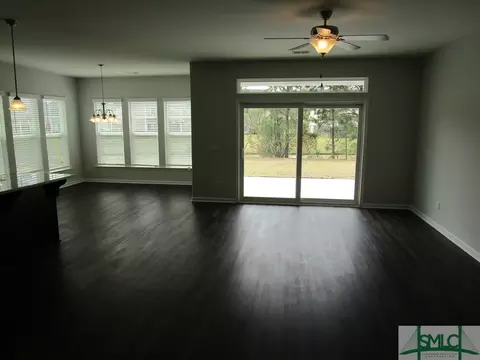 156 Greyfiled Cir, Savannah, GA 31407 photo 3