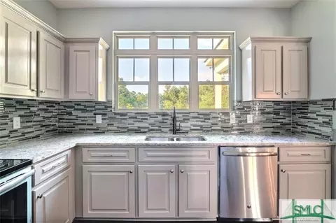 534 Braves Field Dr, Guyton, GA 31312 photo 9