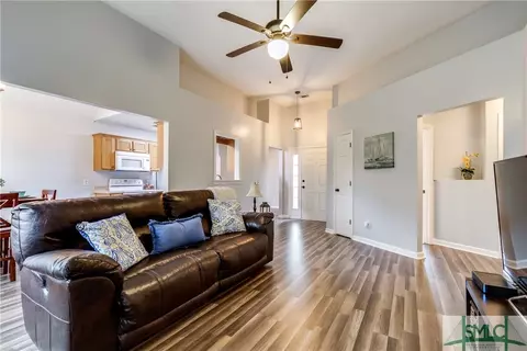 231 Pampas Dr, Pooler, GA 31322 photo 5