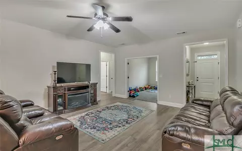 145 Willow Dr, Guyton, GA 31312 photo 4