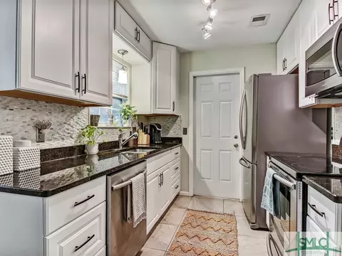 21 Rustic Ln, Savannah, GA 31406 photo 9