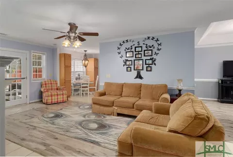 122 E Long St, Rincon, GA 31326 photo 6