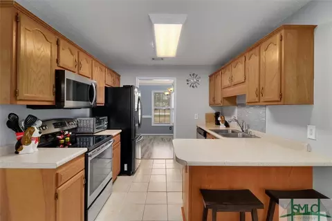 122 E Long St, Rincon, GA 31326 photo 8