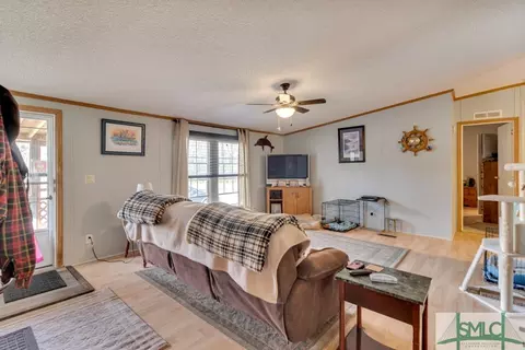 527 Stevens Rd, Midway, GA 31320 photo 4