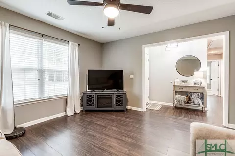 438 Shadowbrook Cir, Springfield, GA 31329 photo 6
