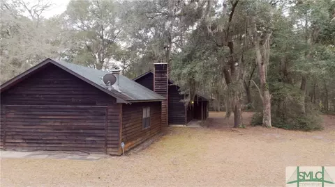 60 Montgomery Ln, Allenhurst, GA 31301 photo 2