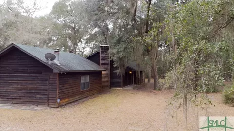 60 Montgomery Ln, Allenhurst, GA 31301 photo 3