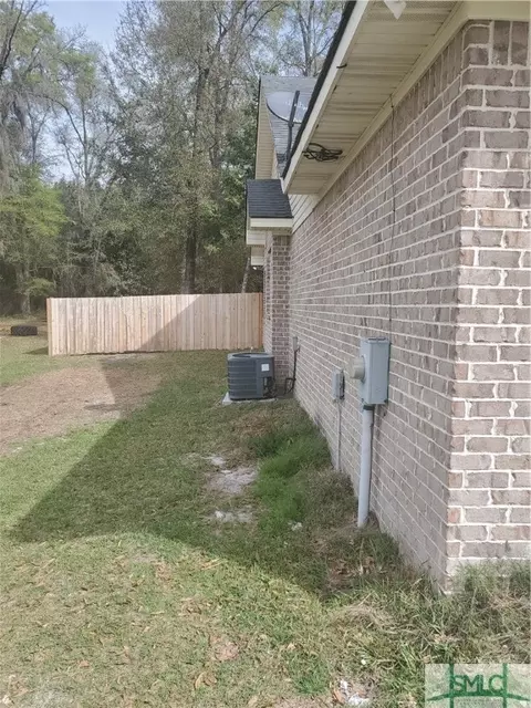 100 Riley Ct, Springfield, GA 31329 photo 3