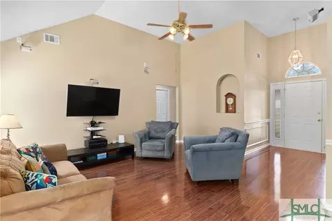 237 Silver Brook Cir, Pooler, GA 31322 photo 4