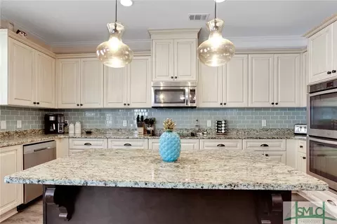 157 Clover Point Cir, Guyton, GA 31312 photo 9