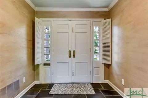 20 E 56th St, Savannah, GA 31405 photo 6