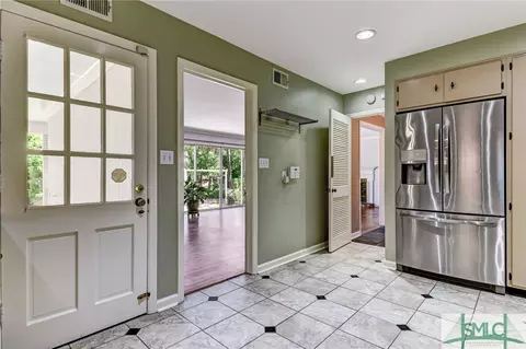 20 E 56th St, Savannah, GA 31405 photo 15