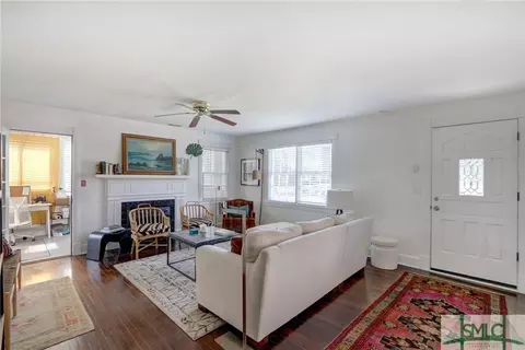 326 E 54th St, Savannah, GA 31405 photo 4