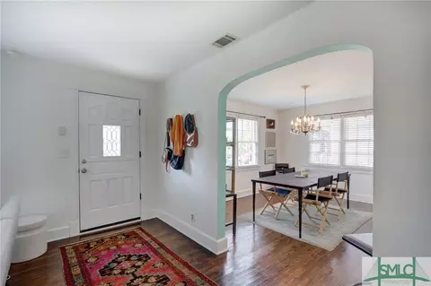 326 E 54th St, Savannah, GA 31405 photo 3