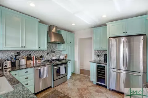 326 E 54th St, Savannah, GA 31405 photo 15