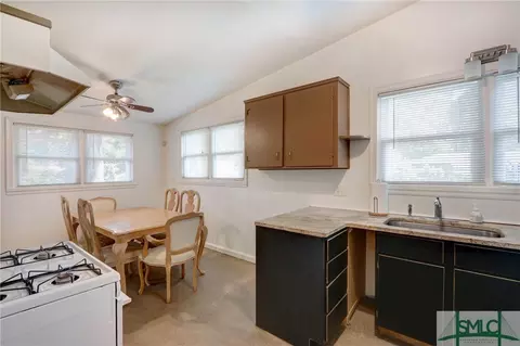 5002 Compton Rd, Savannah, GA 31404 photo 11