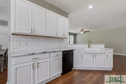 8 Old Bridge Dr, Pooler, GA 31322 photo 10