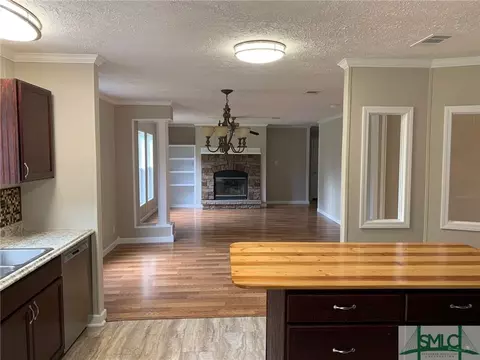 404 Rosebud Pl, Guyton, GA 31312 photo 2
