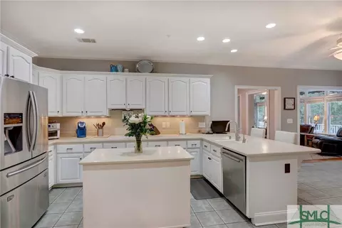 12 Eagle Ridge Dr, Savannah, GA 31406 photo 9