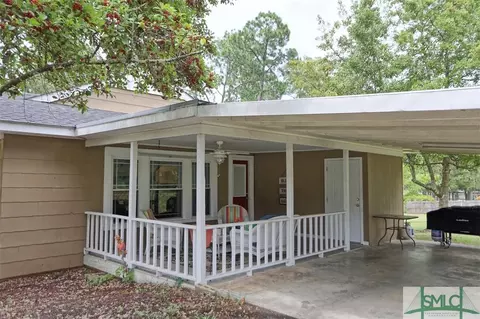 343 S Victory Dr, Lyons, GA 30436 photo 8