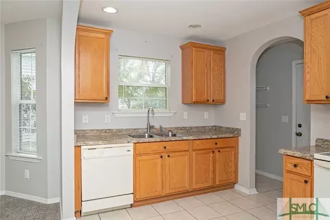 7 Sunbriar Ln, Savannah, GA 31407 photo 6