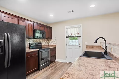 87 Mossy Oak Dr, Springfield, GA 31329 photo 9