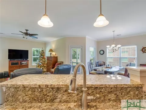 120 Regency Cir, Pooler, GA 31322 photo 17