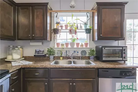 109 Broad Leaf Rd, Allenhurst, GA 31301 photo 19