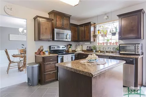 109 Broad Leaf Rd, Allenhurst, GA 31301 photo 17